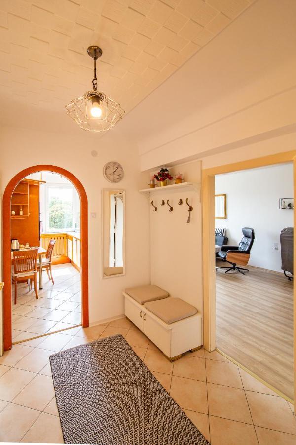 Best Rated Central Apartment Vienna - Ac, Wifi, 24H7Days Self Check-In, Board Games, Netflix Viena Exterior foto