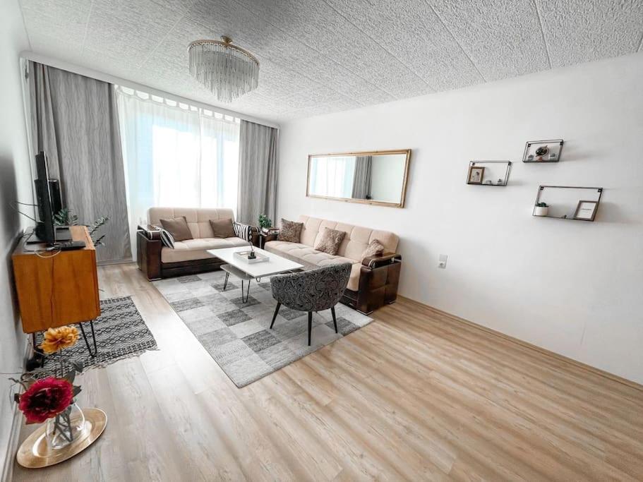 Best Rated Central Apartment Vienna - Ac, Wifi, 24H7Days Self Check-In, Board Games, Netflix Viena Exterior foto